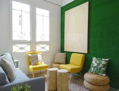 Carrer Gran de Gràcia, Barcelona, Catalonia 08012 - Photo 2