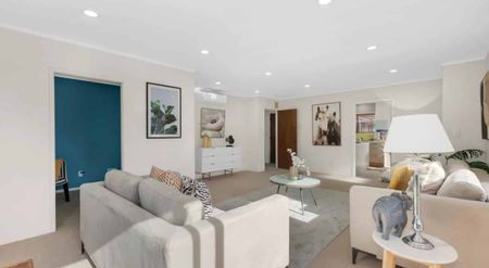 Single-Level 3 bedrooom & Study - Photo 3