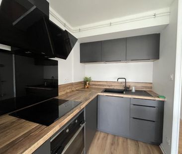 Location Appartement 2 pièces Meublé 38m² BORDEAUX 33000 - Photo 6