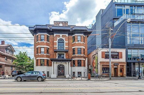 795 College Street condo — Toronto, ON (3-Bedroom) - 3 Bedroom - Photo 1