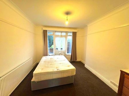 5 bedroom terraced house to rent - Photo 2