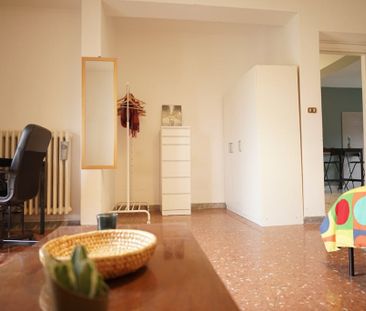 Via Calpurnio Fiamma, Rome, Lazio 00175 - Photo 4