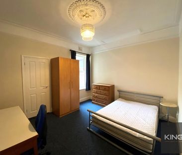 6 bedroom end of terrace house to rent - Photo 1