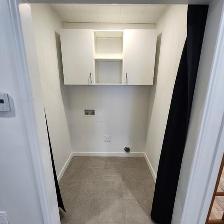 4 1/2 rénové avec cours, Laval, Sainte-Dorothée - Photo 3