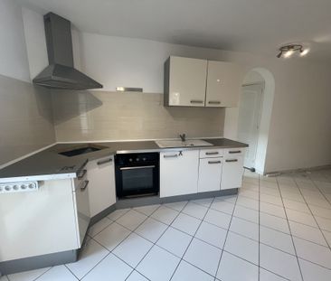 Location Appartement 3 pièces 51m² HYERES 83400 - Photo 1