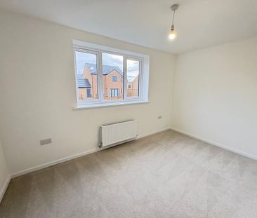 3 bedroom semi-detached house to rent - Photo 5