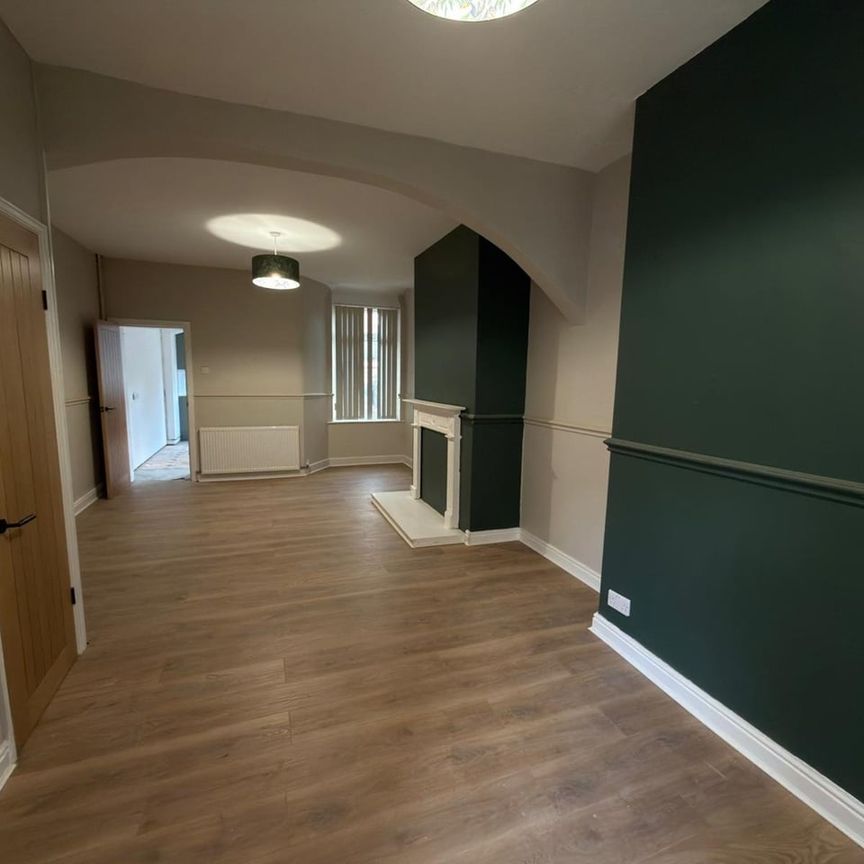 2 Bed Terraced House, Ukraine Road, M7 - Photo 1