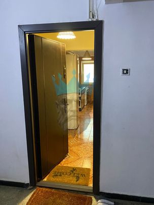 Garsoniera cu Loc de Parcare Tei Bucuresti - Fotografie 1