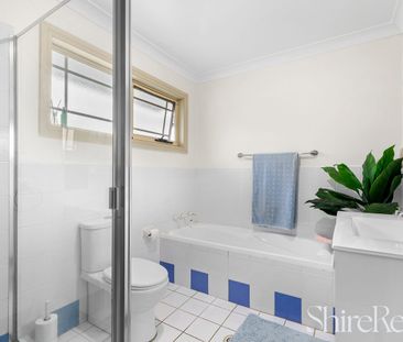 Ultra-convenient townhouse living - Photo 6