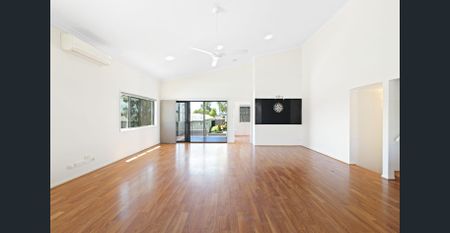 4 Leeside Street, Little Mountain - Photo 2