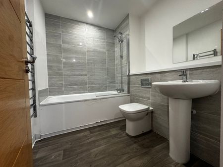 2 bedroom apartment to rent - Photo 2