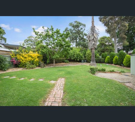 29 Evelyn Road, Ringwood North, Vic 3134 - Photo 3
