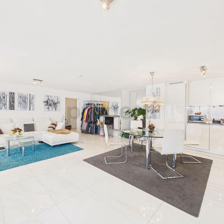 Furnished 2.5-room apartment with balcony in Bottighofen - Photo 1