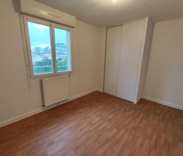 Location Maison 4 pièces 86m² BIARD 86580 - Photo 4