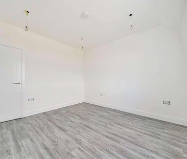 Haigh Apartments, Rippolson Road, Plumstead, London, SE18 - Photo 3