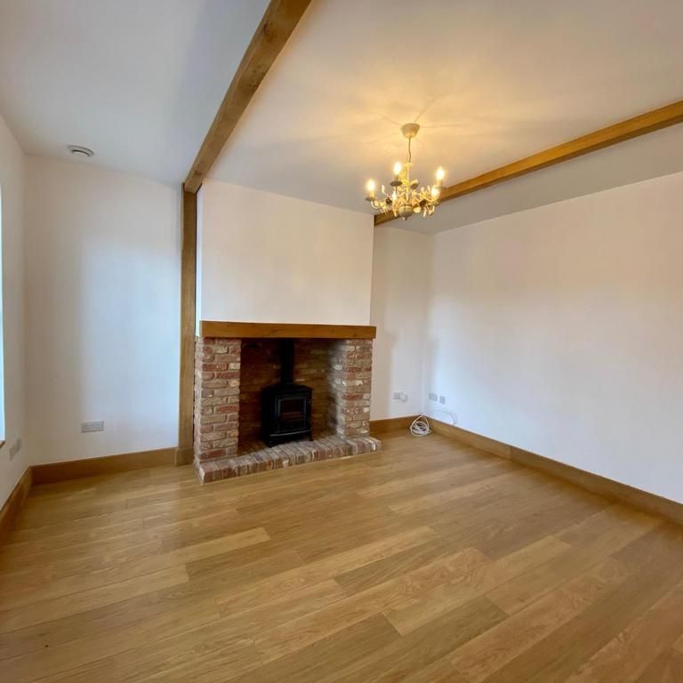 4 bedroom detached house to rent - Photo 1