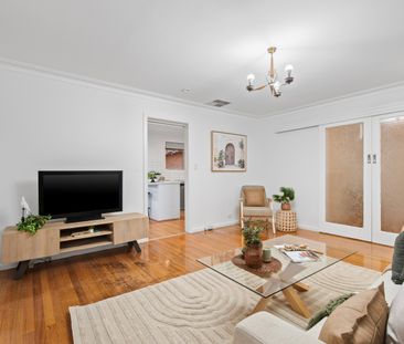 Renovated family home - Photo 2