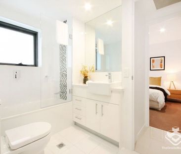 GARDEN CITY LUXURY APARTMENT FOR RENT - Photo 5