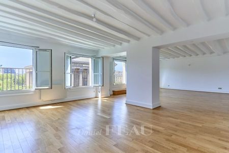 Appartement à louer à Paris 8Ème - Photo 2