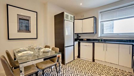 4 bedroom apartment to rent - Photo 4