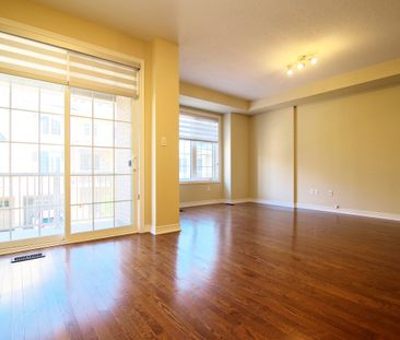 For Lease - 387 Alderwood Common, Oakville, Ontario - Photo 1