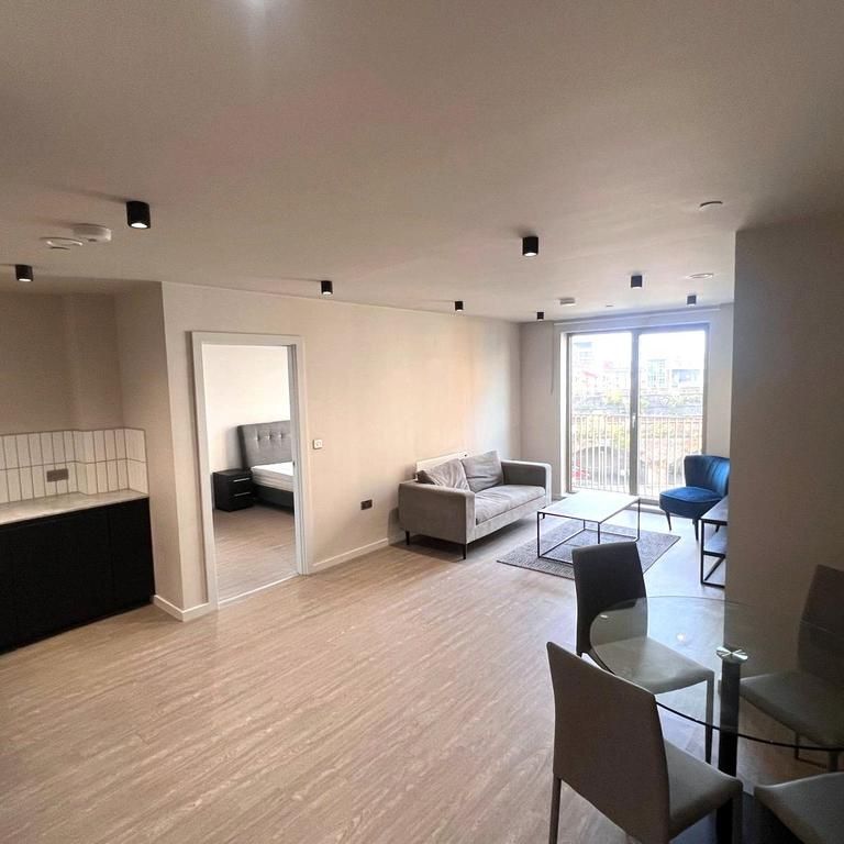 2 bedroom apartment to rent - Photo 1