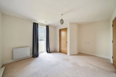 1 Bedroom Flat / Apartment - The Dean, Alresford - Photo 2