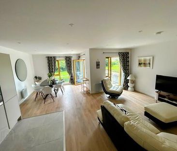 10 Riverview Court( SHORT TERM LET), Main Street, Bushmills, BT57 8BD - Photo 4