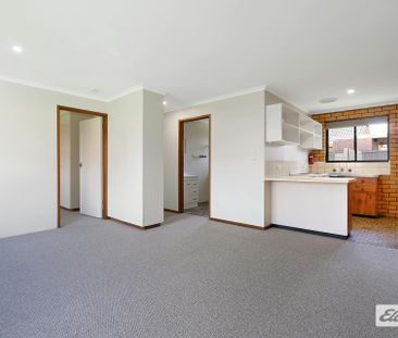 TWO BEDROOM UNIT IN A QUIET LOCATION - Photo 4