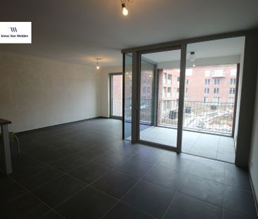 2 slaapkamer nieuwbouwappartement nabij centrum - Photo 3