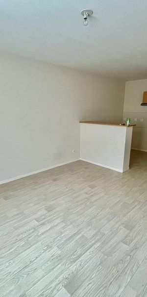 Location Appartement 2 pièces 39m² EPERNAY 51200 - Photo 1