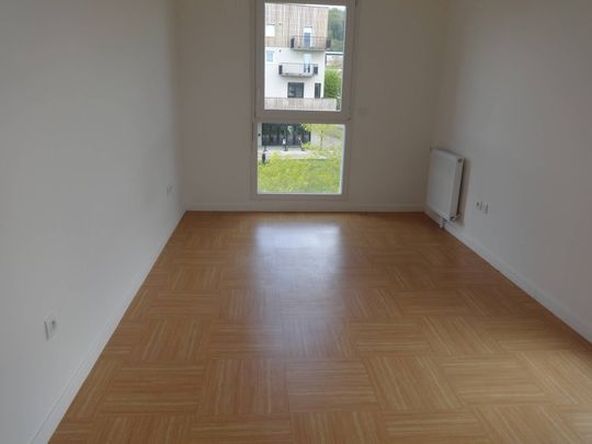 LOUVIERS - T4 de 84 m² - Photo 1