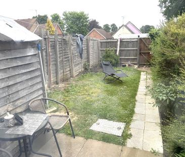 77 Admirals Drive, Wisbech - Photo 2