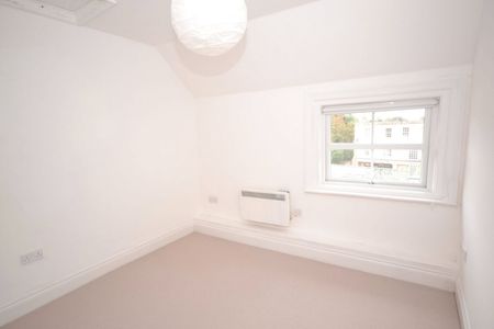 Station Road, Budleigh Salterton, Devon, EX9 - Photo 2