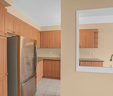 For Lease - 43 Northwest Passage, Whitchurch-Stouffville, Ontario - Photo 1