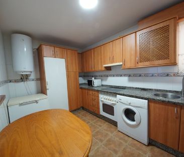 3 Bedroom Apartment For Rent in San Pedro de Alcántara, Málaga - Photo 1