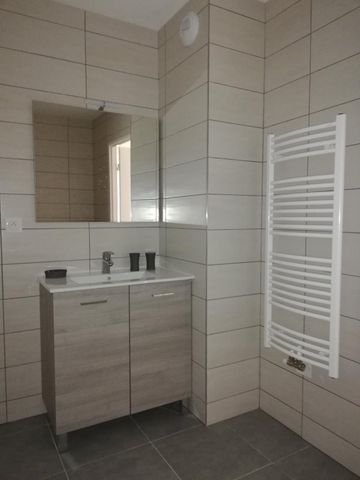 Location / Appartement T3 - Photo 2