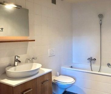 A saisir ! Lumineux logement au coeur de Lausanne ! - Photo 5