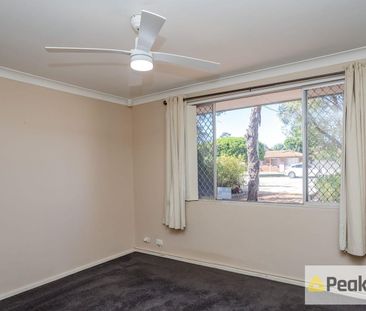 2 Redtingle Road, Camillo, WA 6111 - Photo 5