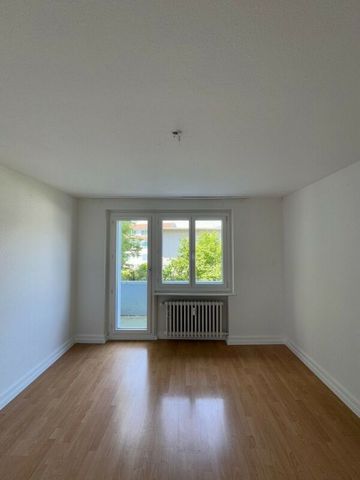 Schöne 4 Zimmerwohnung / joli appartement de 4 pièces - Foto 3