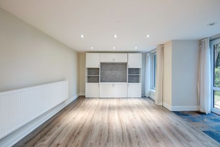 For Lease - 767 Kingston Road Unit# Bsmt, Toronto, Ontario - Photo 2