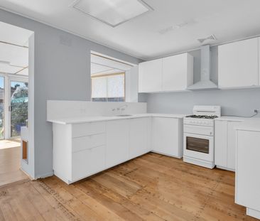 179 Greenwood Drive, Bundoora VIC 3083 - Photo 6