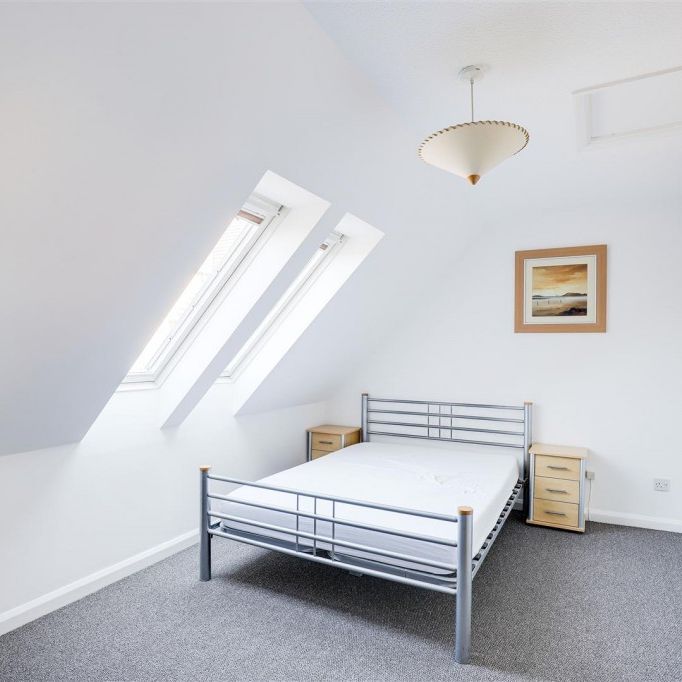 1 Bed Flat For Rent - Photo 1