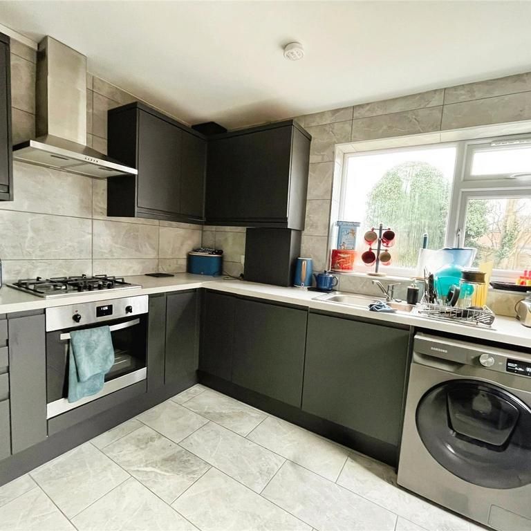 2 bedroom semi-detached house to rent - Photo 1