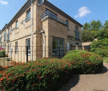 3 bedroom end of terrace house to rent - Photo 5