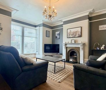 4 bedroom House To Let - Photo 5