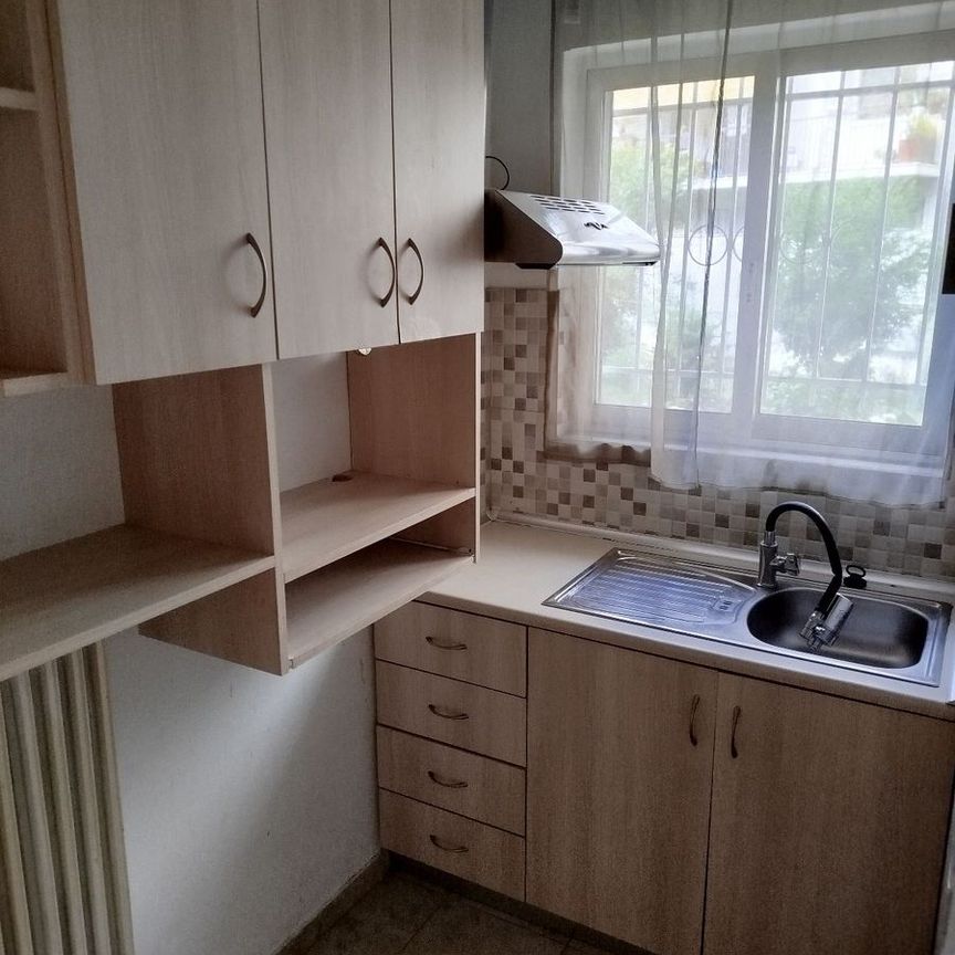 Studio/Γκαρσονιέρα για ενοικίαση Κέντρο (Καρδίτσα) - Photo 1