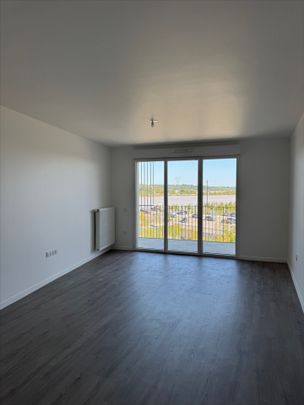 Location Appartement 3 pièces 69m² - Photo 1