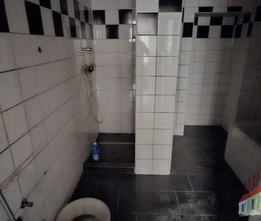 Neusanierte Wohnung mit Jahresbeginn startbereit- wird gerade kompl... - Photo 3