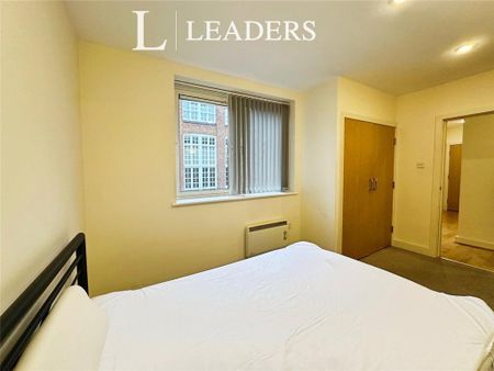 1 bedroom flat to rent - Photo 4